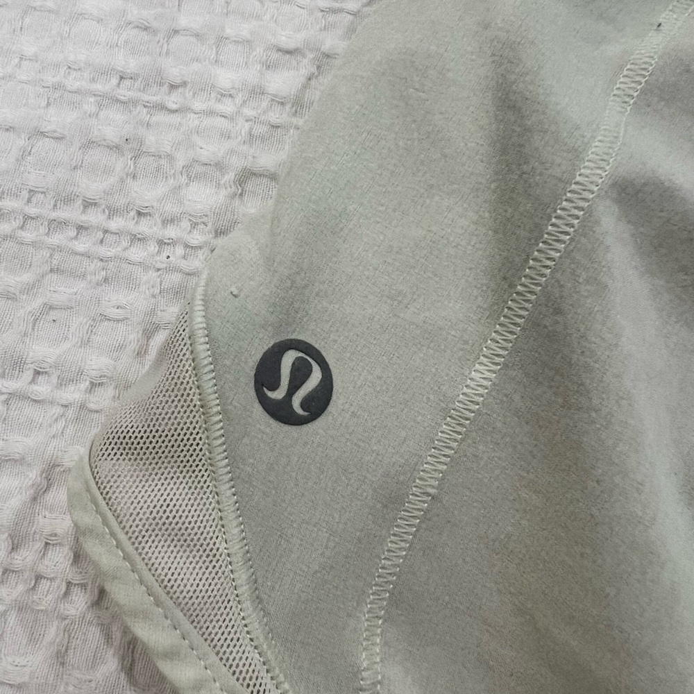 Lululemon Hotty Hots 2.5in, low rise, Elixir - Picture 5 of 7
